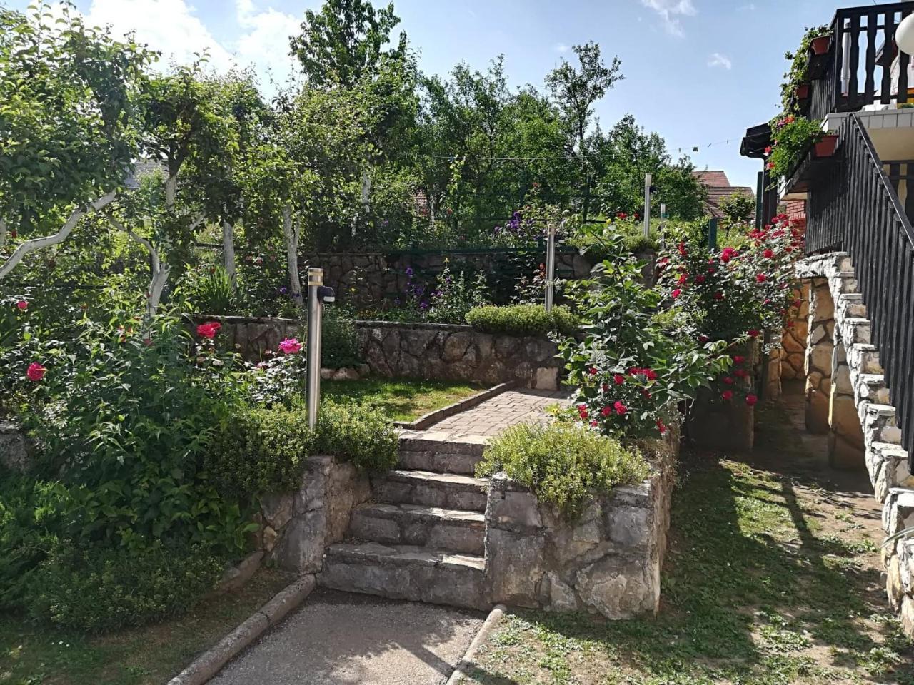 Apartment Bozic Върбовско Екстериор снимка