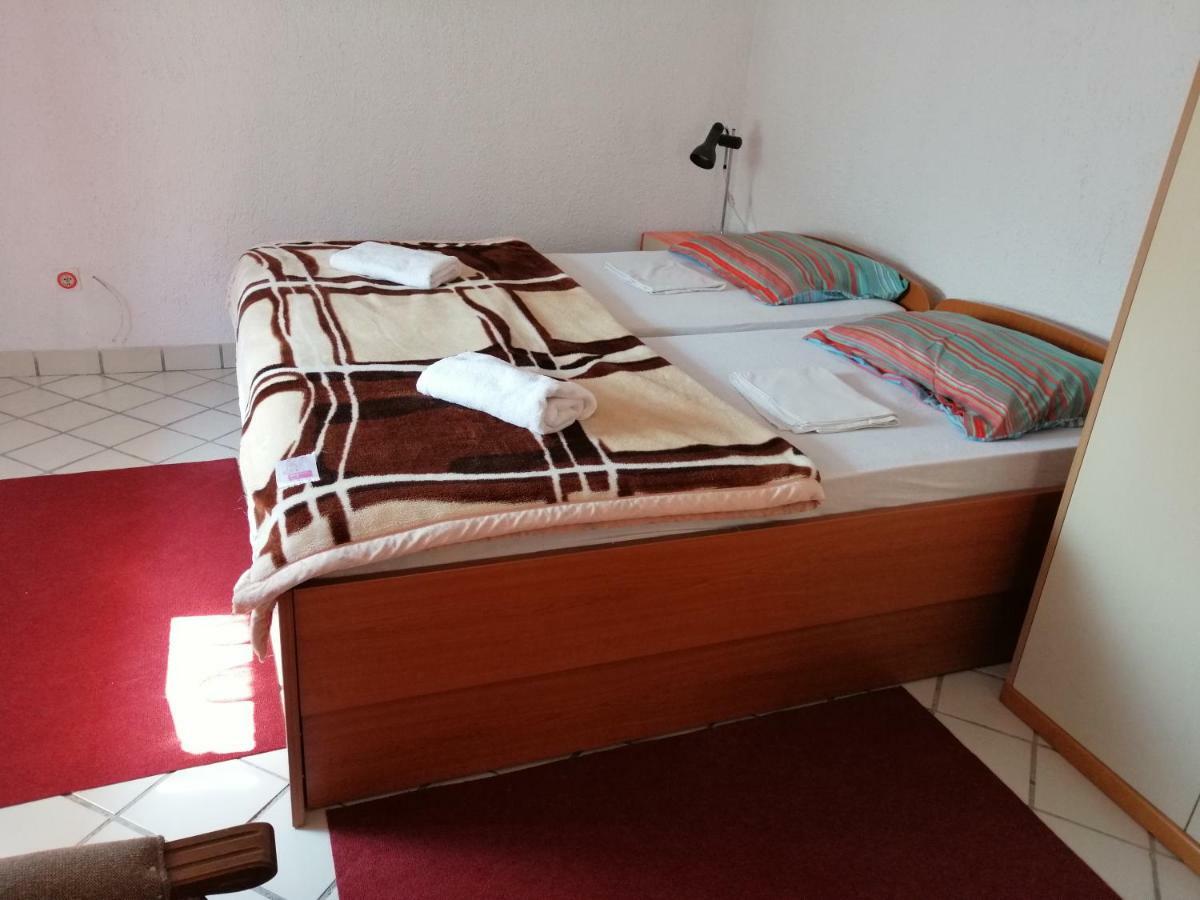 Apartment Bozic Върбовско Екстериор снимка